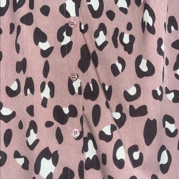 Leopard print button up - Picture 6 of 10